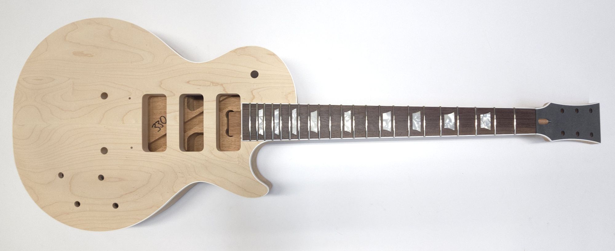 59 Carved Top - ABR - Triple P90 - White Binding