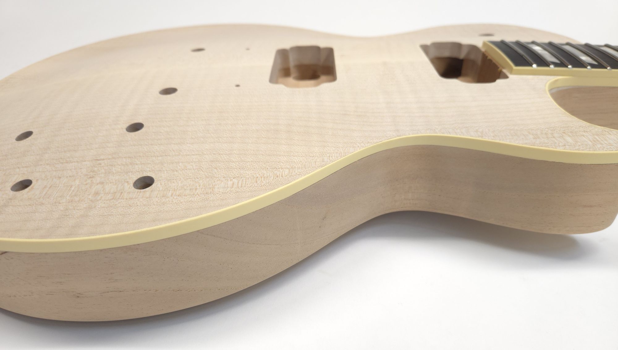 59 Carved Top - 4A Flame Maple & Binding - Ebony - Image 3